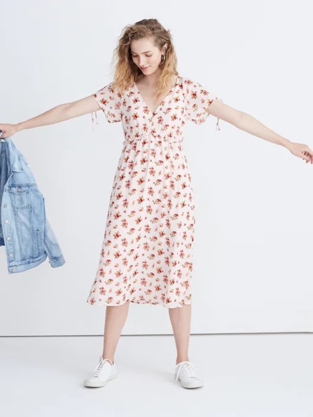 Madewell Tie-Sleeve Ruffle-Waist Midi Dress in Countryside Blooms